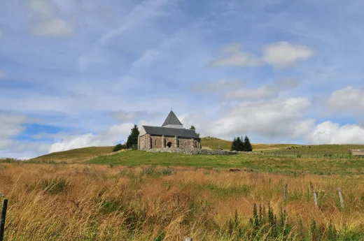 Visite guidée de l'église de Saint-Alyre : au bord des estives
