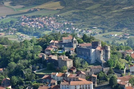 Visite guidée de Chalus : d'une église à l'autre