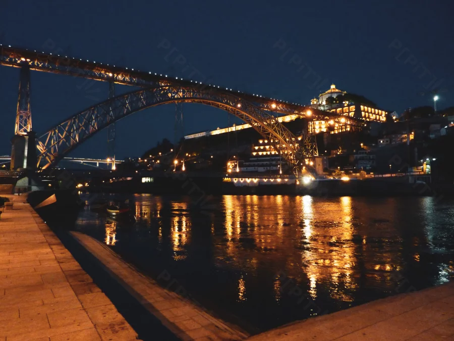 Porto, la nuit.