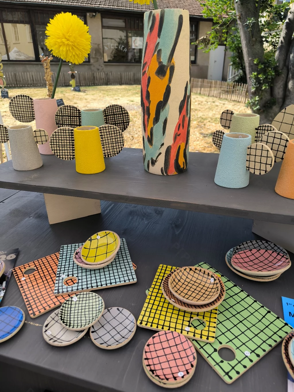 Créations de Julie-Zoé Michel au marché de la céramique
