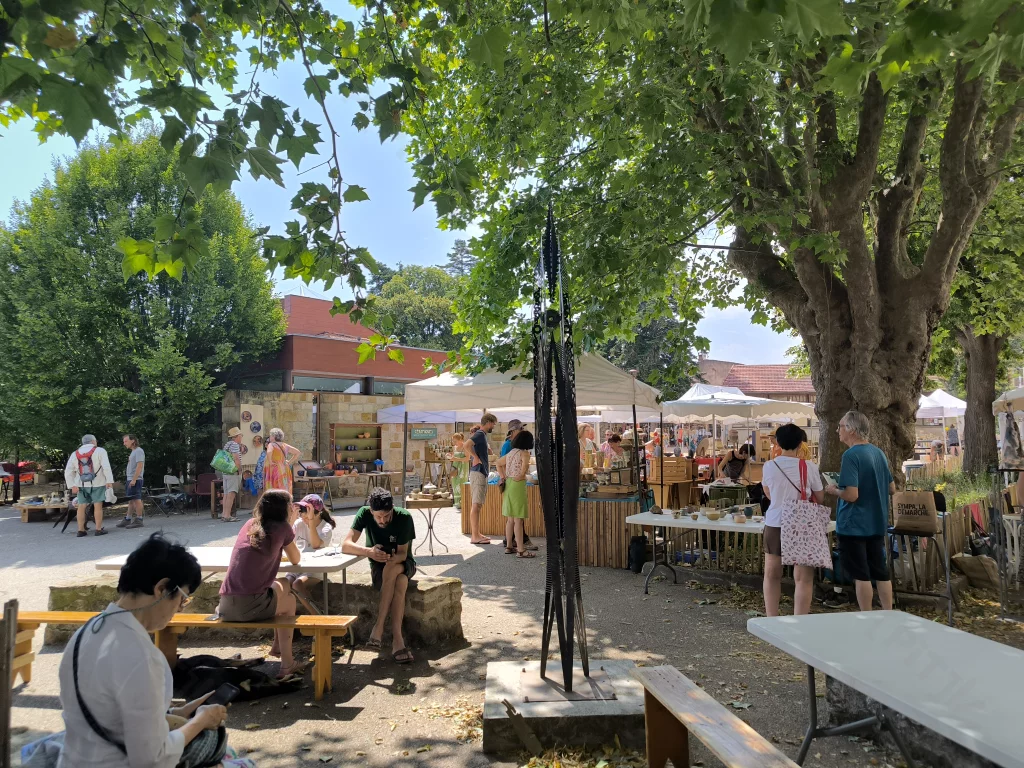 Marché de la Céramique Actuelle à Vic-le-Comte