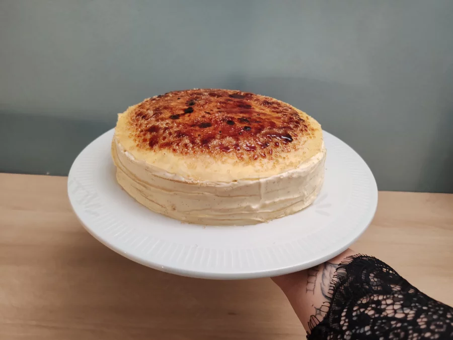Gâteau de crêpes façon crème brûlée