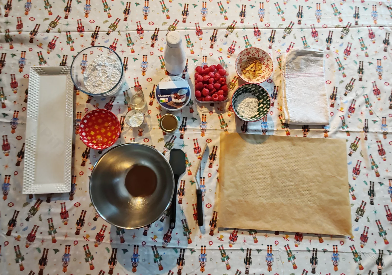 Pavlova tous les ingrédients et ustensiles