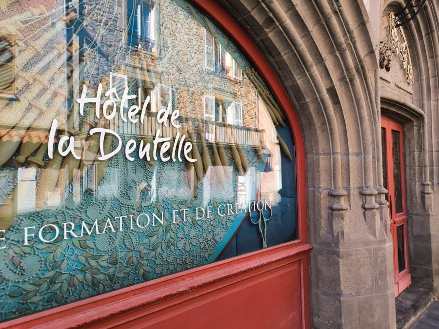 © Hôtel de la dentelle - Brioude
